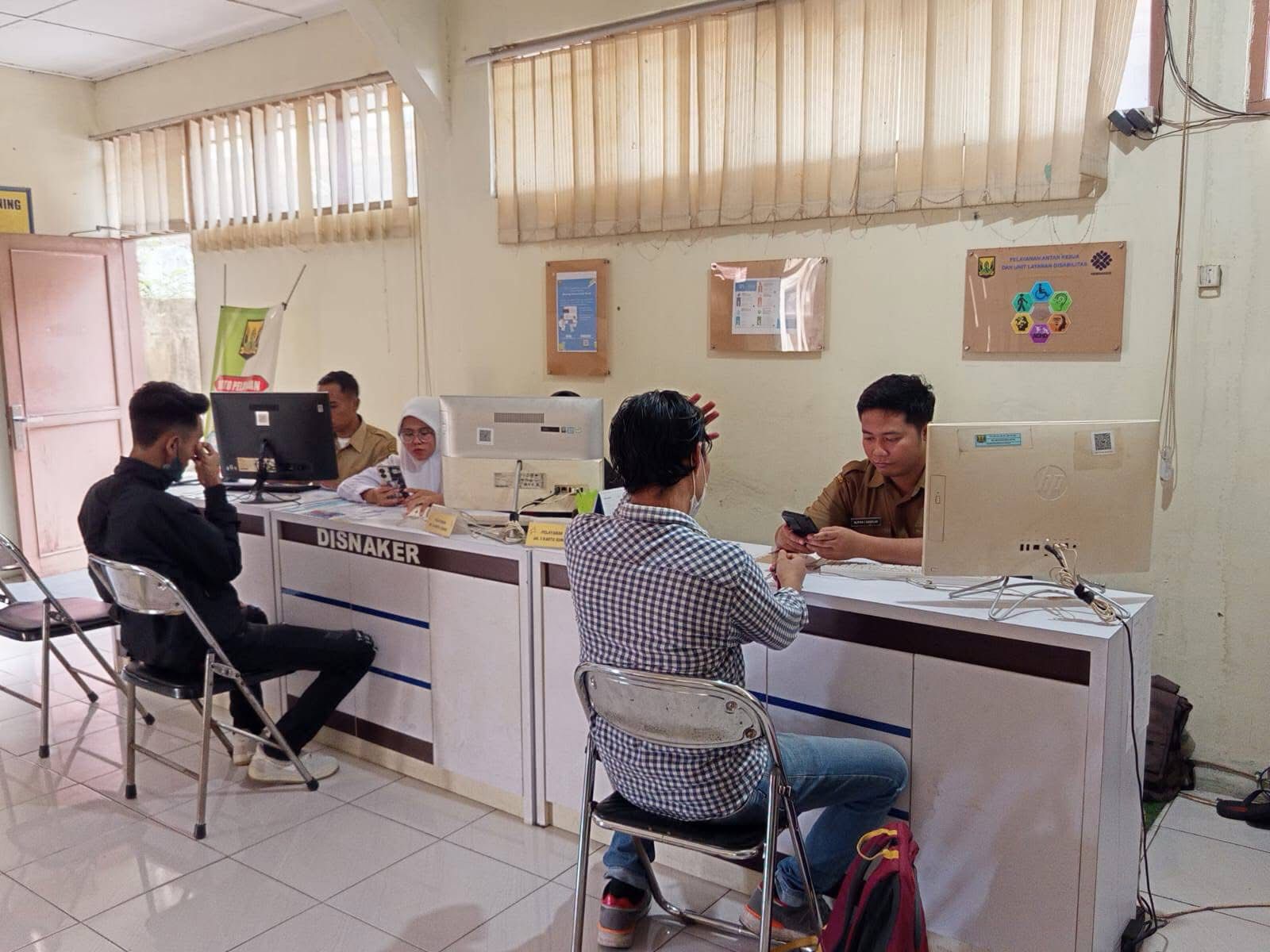 SIAPkerja bukan sekadar portal administratif, tapi juga peta peluang kerja: pemagangan, pelatihan, hingga lowongan nasional.