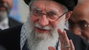 Pidato Terakhir Khamenei: Kata-kata yang Menggema di Iran