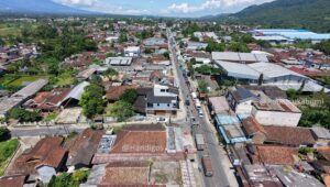Imbas Exit Tol Bocimi,Kemacetan Berpindah ke Karang Tengah