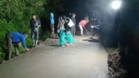 TMMD Ke-127 Kodim 0624, Pengecoran Jalan di Desa Cipelah Dikerjakan Siang & Malam: Capai 1.254 Meter