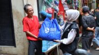 BRI Bagikan 279 ribu Paket Sembako dan Berikan Santunan untuk Ribuan Anak Indonesia