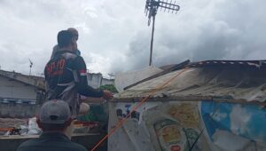 Angin Kencang Terjang Sukabumi, Rumah Warga Rusak