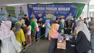 Gerakan Pangan Murah, 5 Ton Beras dan Minyak Ludes Diburu Warga Sukabumi