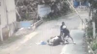 Duel Heroik Satpam vs Pencuri Motor di Gerbang Tando