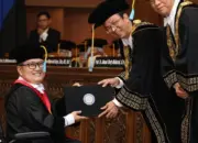 Guru Besar UNAIR: Smart Consumer Jadi Pilar Ekonomi Digital Berkeadilan