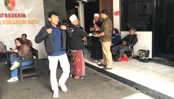 Laskar Fisabilillah Gedor Polres Sukabumi, Tuntut Penangkapan Tersangka Predator Ponpes