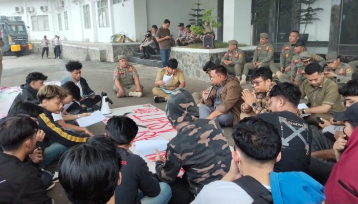 Aliansi Kaum Muda Sukabumi Melawan Kritik DPRD, Tuntut Transparansi Anggaran