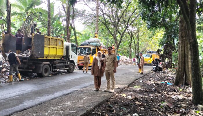 DLH Kabupaten Sukabumi Tindak Tegas TPS Liar di Jalan R. Suprapto