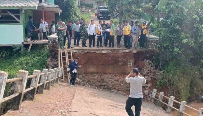 Akses Jampangtengah–Purabaya Lumpuh, DPU: Segera Perbaikan