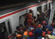 Update Tabrakan KA di Bekasi, 7 Korban Meninggal, Tiga Masih Terjepit, 81 Luka-luka