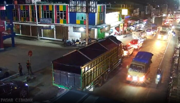 One Way Lokal Diberlakukan di Jalur Simpang Ratu–Exit Tol Bocimi Parungkuda Malam ini