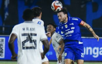 Persib Bandung ditahan imbang Arema FC 0-0 di Stadion Gelora Bandung Lautan Api (GBLA), sementara Persijap Jepara menang 2-0 atas PSBS Biak di Stadion Gelora Bumi Kartini.