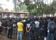 PHK Lewat WhatsApp, Buruh PT Star Comgistic Geruduk Pendopo Sukabumi