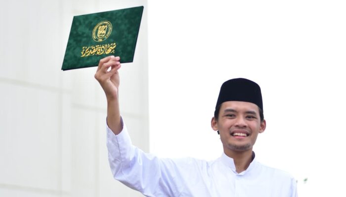 Adab di Atas Ilmu: Fondasi Peradaban Islam yang Terlupakan