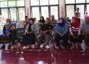 Ribuan KPM di Sukabumi Mulai Terima Beras dan Minyak