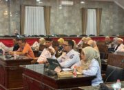 Guru Sukabumi Bakal Dapat Payung Hukum Lewat Raperda