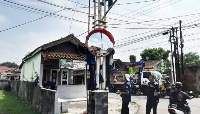 Dishub Kota Sukabumi Ganti 3 Cermin Tikungan, Tekan Risiko Kecelakaan