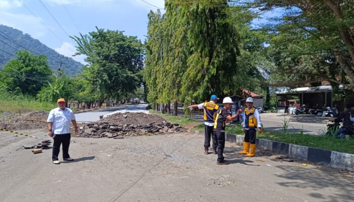 Betonisasi Jalan Ahmad Yani Dikebut, Target Rampung Awal Juni
