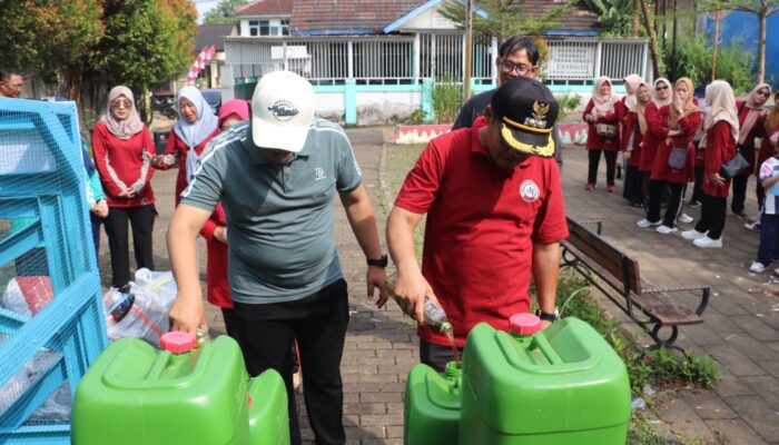 Inovasi Warga Kota Sukabumi, Jelantah dan Plastik Jadi Harapan