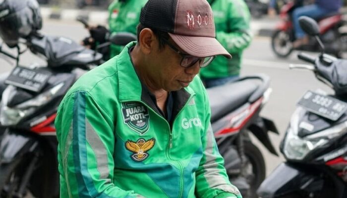 Cerita Perjuangan Driver Ojol Sukabumi di Tengah Kerasnya Jalanan