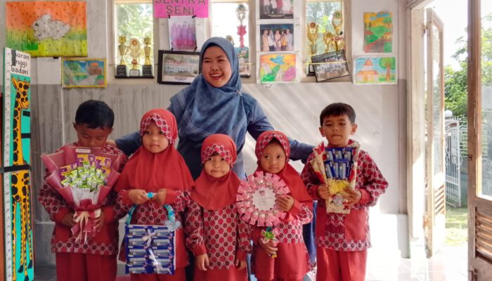 Nurma Hilmiyah, Guru PAUD yang Menemukan Makna Pengabdian dari Hal Sederhana