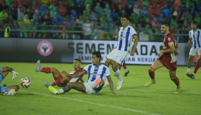 Klasemen Sementara, Persib Kokoh di Puncak, Persija Tersungkur Usai Borneo Gilas MU