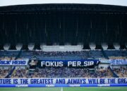 Babak Pertama Tanpa Gol, Persib Dekatkan Hattrick Juara