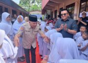 Ratusan Siswa Riuh Sambut Hergun di SDN 1 Mangkalaya