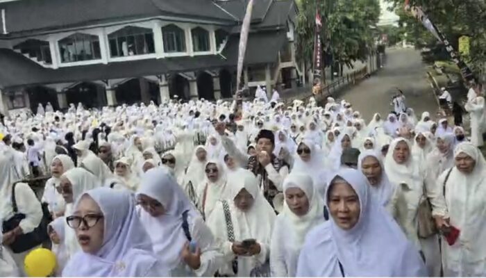 2.500 Jemaah Padati Manasik Akbar Almaida Tour, Gratis dan Bertabur Hadiah