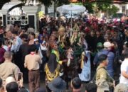 Arak-Arakan Budaya Warnai Puncak Hari Nelayan Palabuhanratu