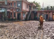 Pendangkalan Sungai Picu Banjir di Sukabumi
