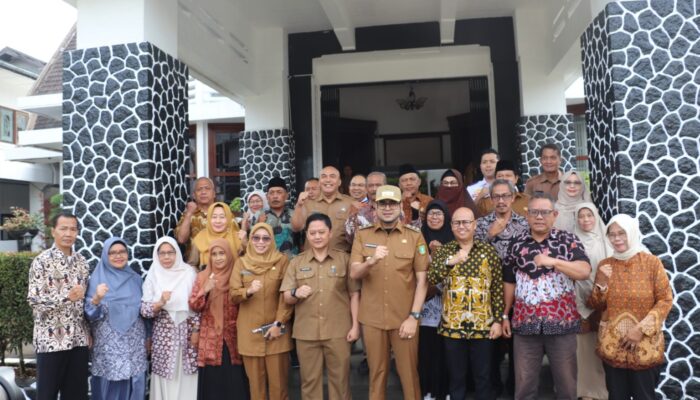 15 PNS Kota Sukabumi Resmi Purna Bakti