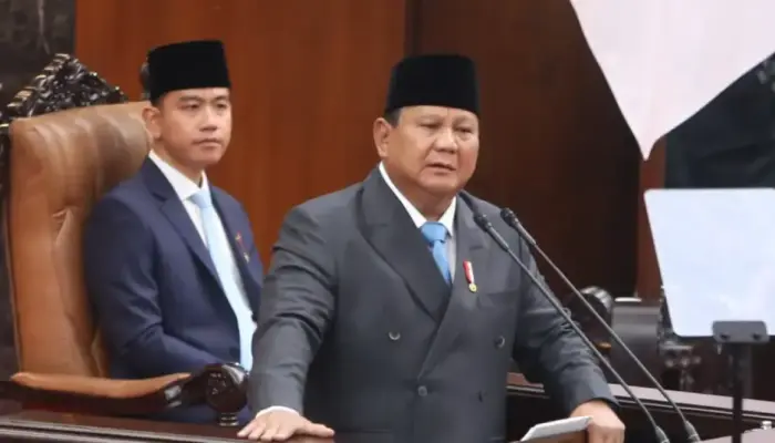 Aparat Berani Backing Pengusaha Nakal, Prabowo: Video dan Viralkan!