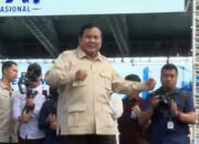 Penampakan Prabowo Joget di Panggung May Day Monas