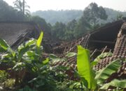 Atap SDN Ciganas Ciambar Sukabumi Runtuh, Ujian Siswa Dialihkan