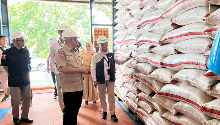 Bulog Pastikan 9.200 Ton Beras Tersedia untuk Sukabumi