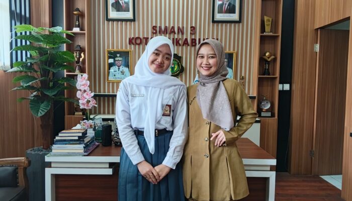 Melihat Pelajar SMAN 3 Sukabumi Konsisten Lestarikan Bahasa Sunda
