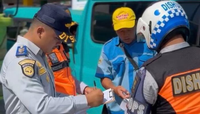 Dishub Kabupaten Sukabumi Tertibkan Angkot Berkaca Gelap