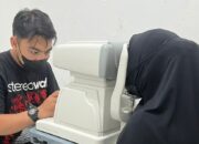 Optik Waluya Gelar Pemeriksaan Mata Gratis di Puskesmas
