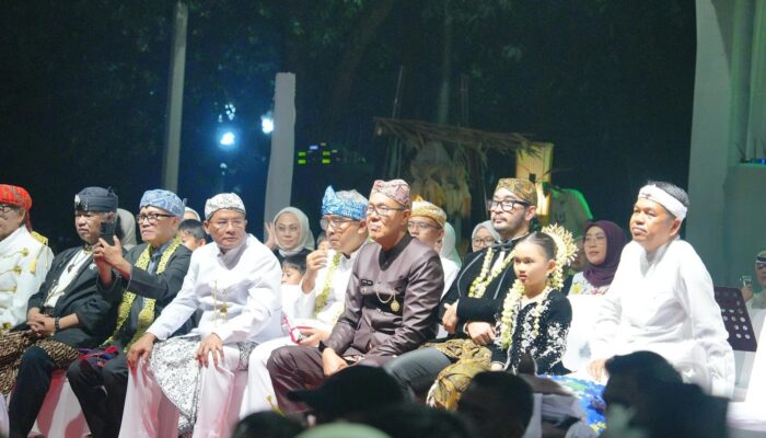 Wali Kota Sukabumi Ayep Zaki Ikut Meriahkan Kirab Budaya Jabar