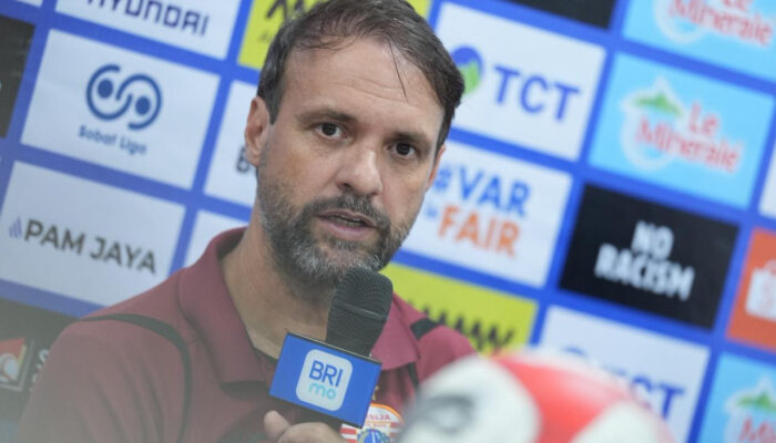 Ucapan Dingin Pelatih Persija usai Persib Juara Super League 2025/2026