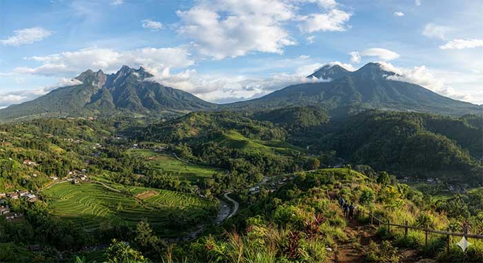 2 Gunung Paling Mistis di Jawa Barat