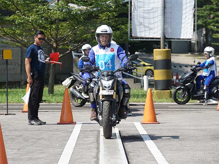 DAM Gelar Kompetisi Regional Safety Riding