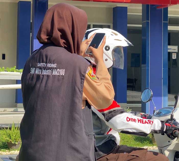 Edukasi Safety Riding