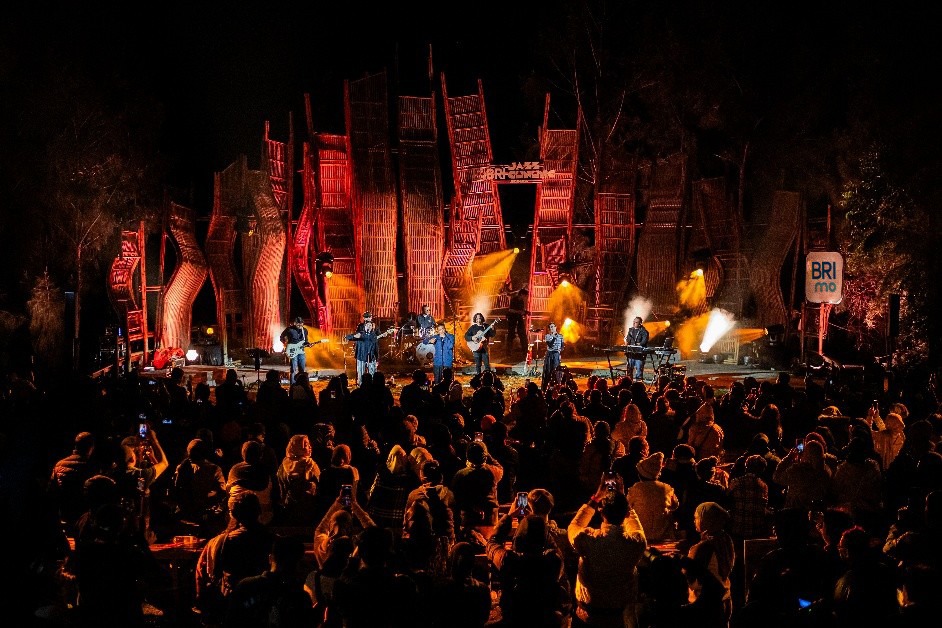 Harmoni Musik, Alam, dan Budaya dalam Satu Pertunjukan, BRI Jazz Gunung Series 2026 Kembali Digelar