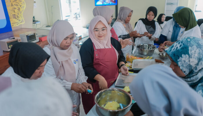 Tingkatkan Ketahanan Ekonomi, BRI Peduli Beri Pelatihan Kewirausahaan Bagi Puluhan Purna PMI