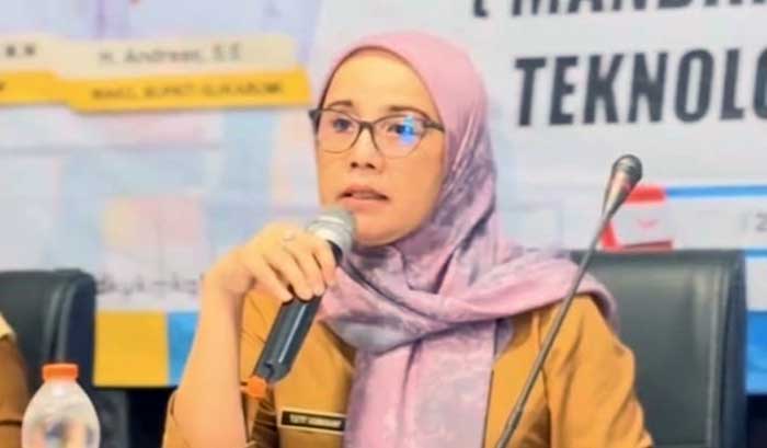 Kepala DKUKM Kabupaten Sukabumi, Sri Hastuty Harahap