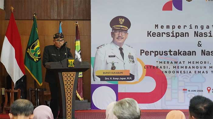 Kepala Diarpus Kabupaten Sukabumi, H. Dadang Rustandi,