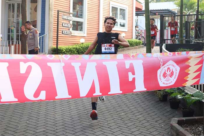 Lumpat Sauyunan STH Fun Run 2026 di Sukabumi Meriah