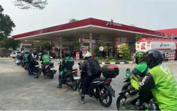 Pengaruh Kenaikan Harga Pertamax terhadap Pendapatan Pengemudi Ojek